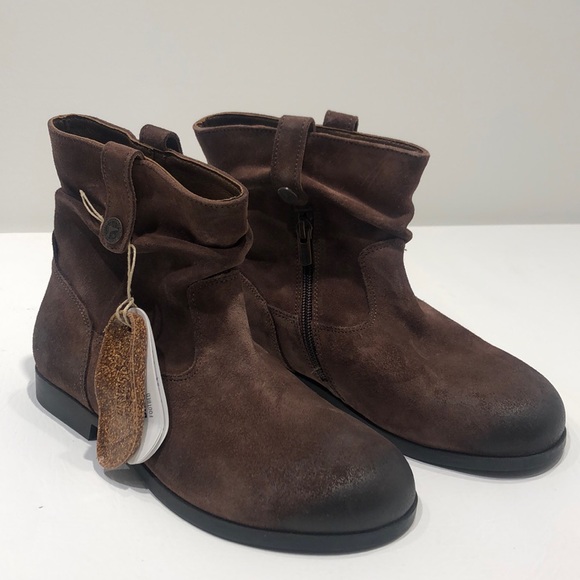 Birkenstock Shoes - NWT Birkenstock Sarnia boots Espresso brown 37 L6